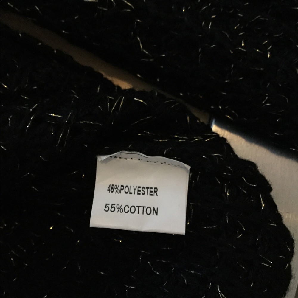 Sweater - Picture 4 of 6